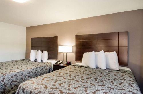 Rodeway Inn Middleboro-Plymouth image 16