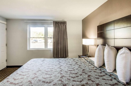 Rodeway Inn Middleboro-Plymouth image 22