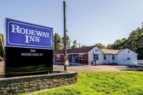 Rodeway Inn Middleboro-Plymouth image 5